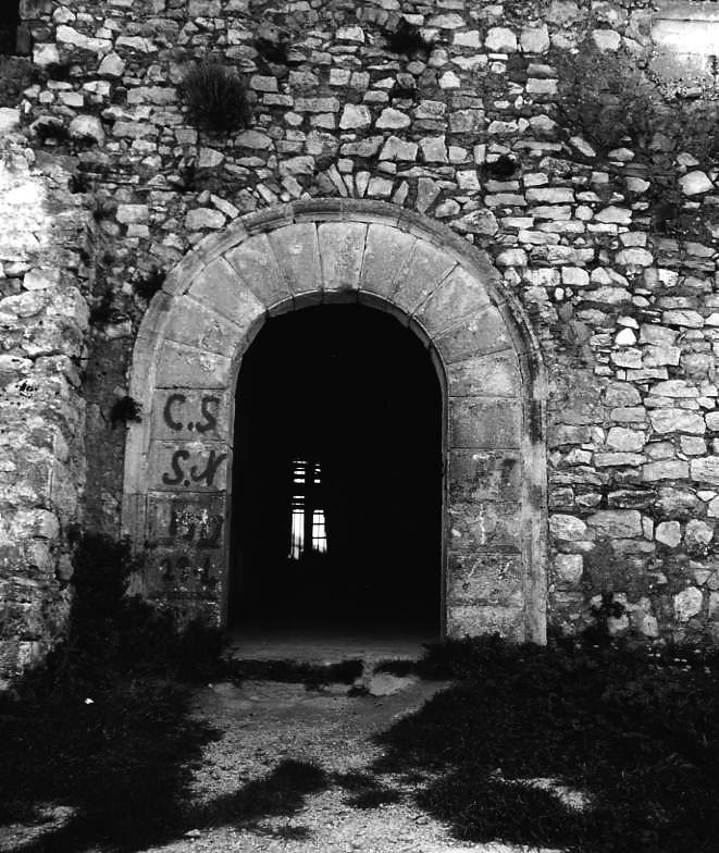 portale - ad arco - bottega campana (primo quarto sec. XVII)
