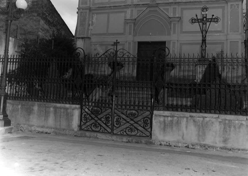 cancellata - bottega campana (prima metà sec. XX)