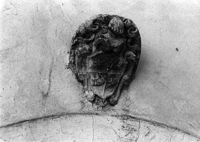 stemma (rilievo) - bottega campana (sec. XVII)