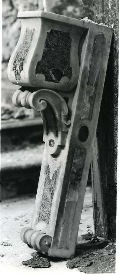 mensa d'altare, frammento - bottega napoletana (seconda metà sec. XVIII)