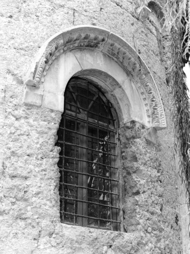 archivolto di finestra - bottega campana (sec. XI)