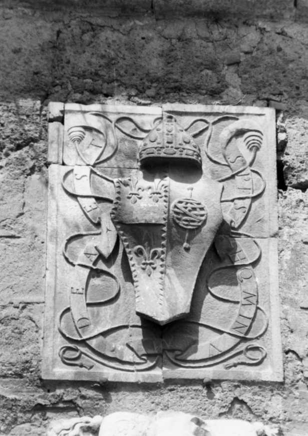 stemma (rilievo) - bottega napoletana (seconda metà sec. XV)