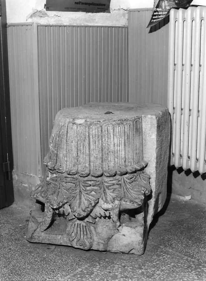 capitello - bottega campana (sec. XI)