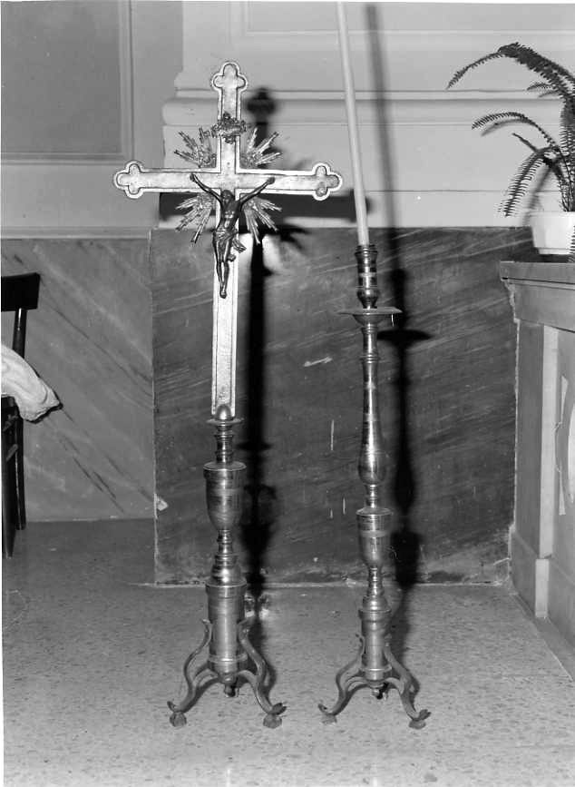 candeliere, serie - bottega campana (seconda metà sec. XIX)