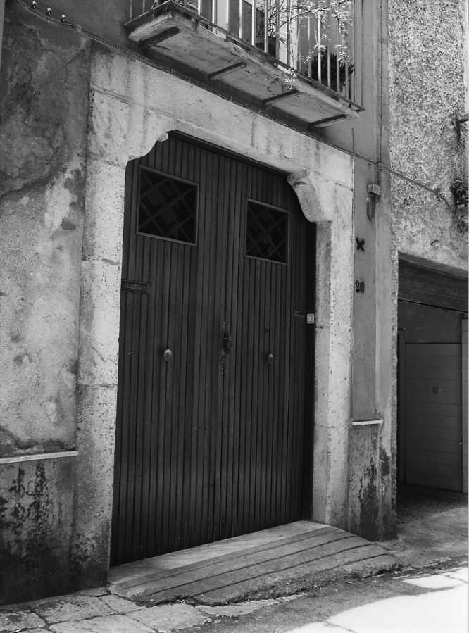 portale - bottega campana (sec. XVIII)