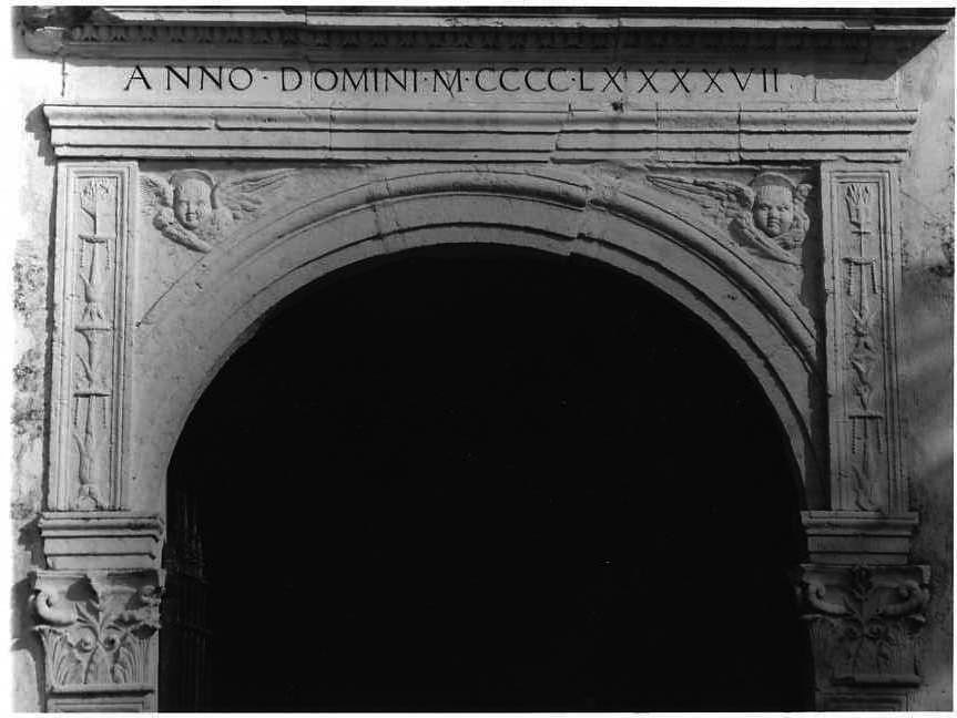 decorazione plastica - bottega campana (ultimo quarto sec. XV)