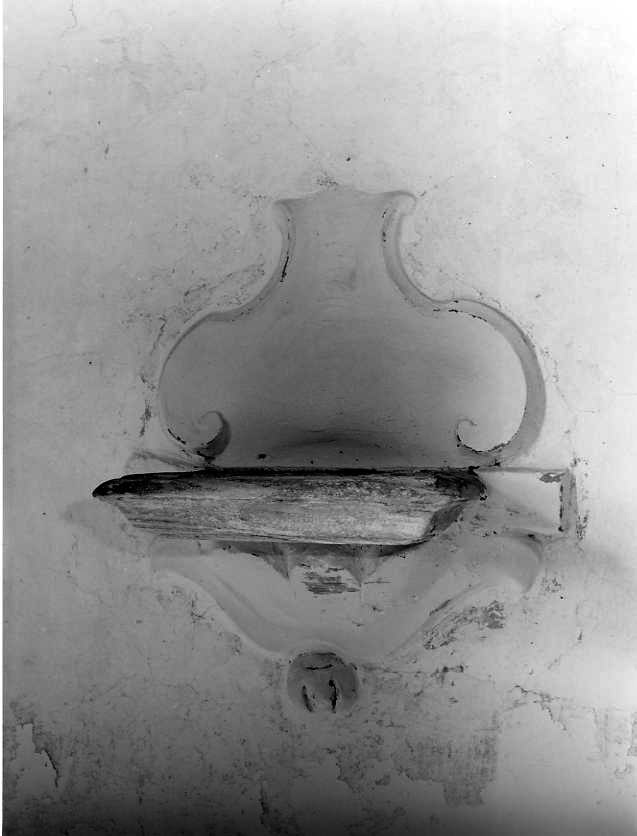 acquasantiera da parete, serie - bottega campana (seconda metà sec. XVIII)