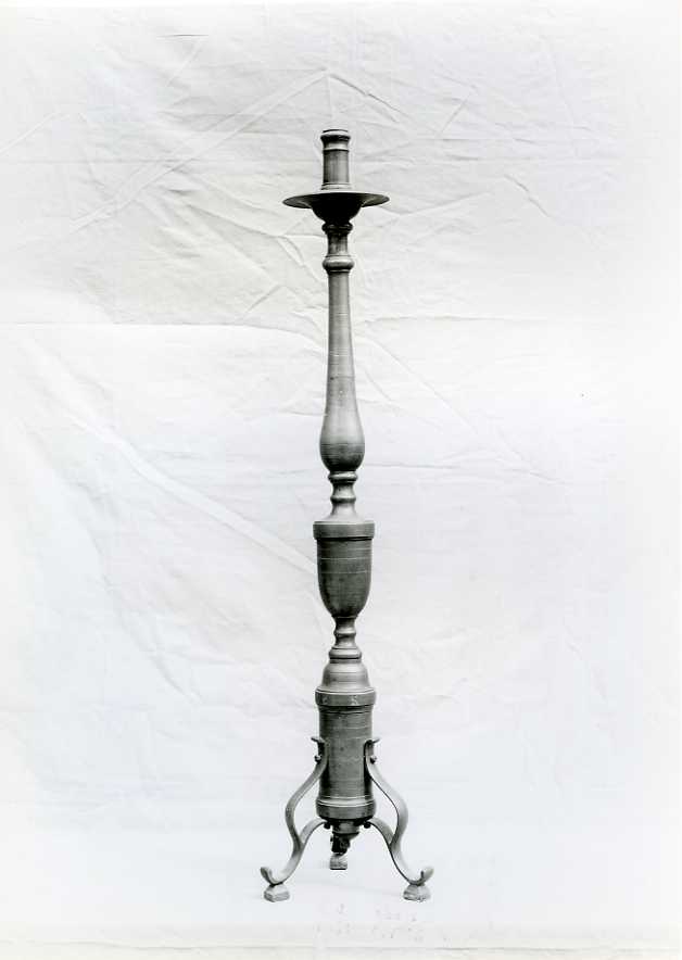 candeliere, serie - bottega campana (sec. XIX)