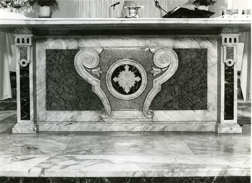 altare maggiore - bottega campana (seconda metà sec. XIX)