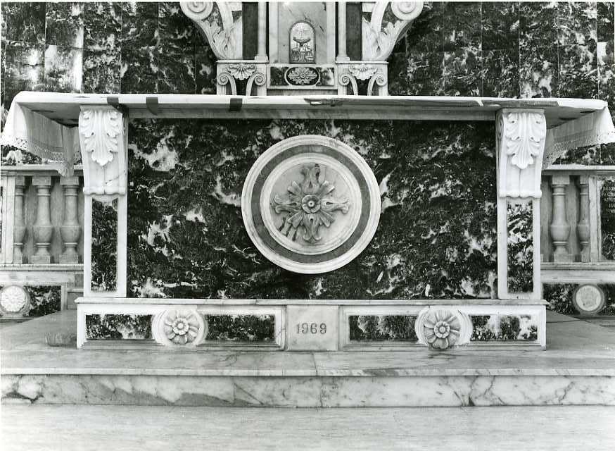 altare maggiore - bottega campana (prima metà sec. XX)