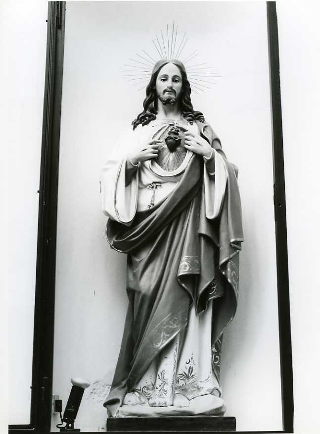 Sacro Cuore di Gesù (statua) - bottega campana (prima metà sec. XX)