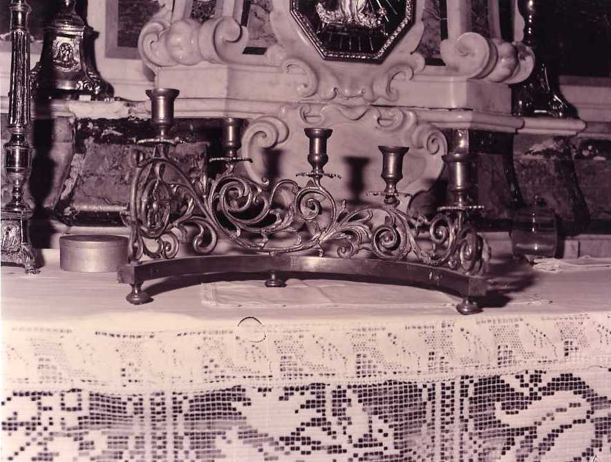 candelabro, serie - bottega campana (fine/inizio secc. XIX/ XX)