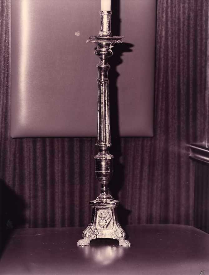 candeliere, serie - bottega campana (fine/inizio secc. XIX/ XX)