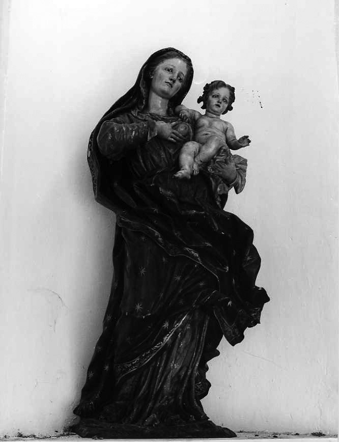 Madonna con Bambino (gruppo scultoreo) di Colombo Giacomo (sec. XVIII)