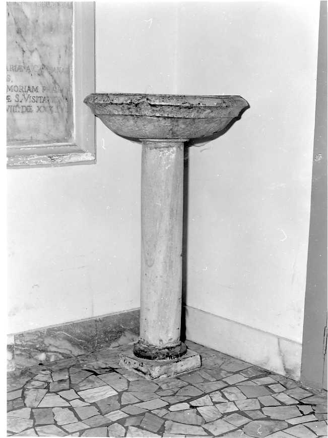 fonte battesimale - bottega campana (sec. XVIII)