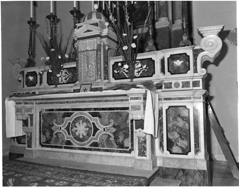 altare maggiore - bottega campana (sec. XX)