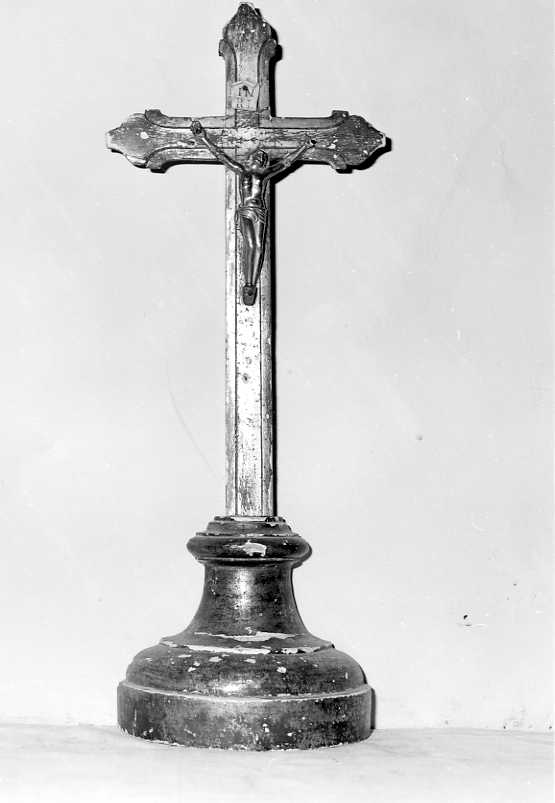 Cristo crocifisso (croce d'altare) - bottega campana (sec. XVIII)