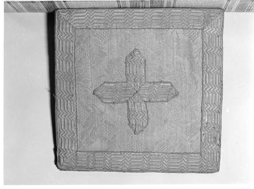 croce (borsa) - manifattura campana (sec. XIX)