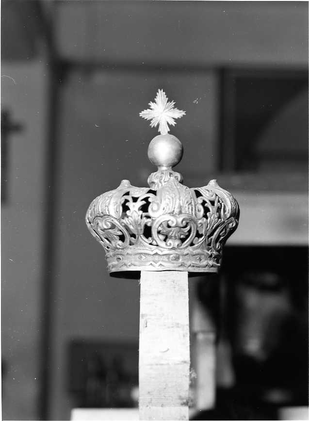 motivi decorativi vegetali (corona da statua) - bottega campana (sec. XVIII)