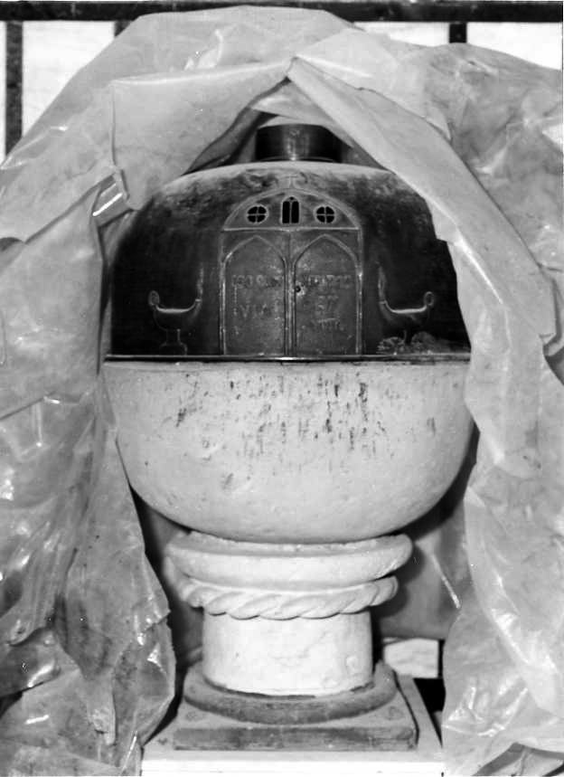 fonte battesimale - a vasca - bottega campana (sec. XIX)