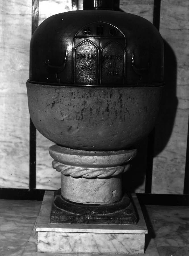 fonte battesimale - a vasca - bottega campana (sec. XIX)