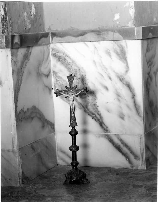 Cristo crocifisso (croce d'altare) - bottega campana (prima metà sec. XX)