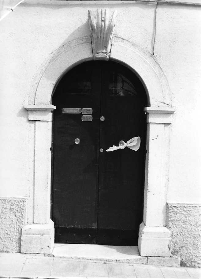 mostra di portale - bottega campana (fine/inizio secc. XVIII/ XIX)