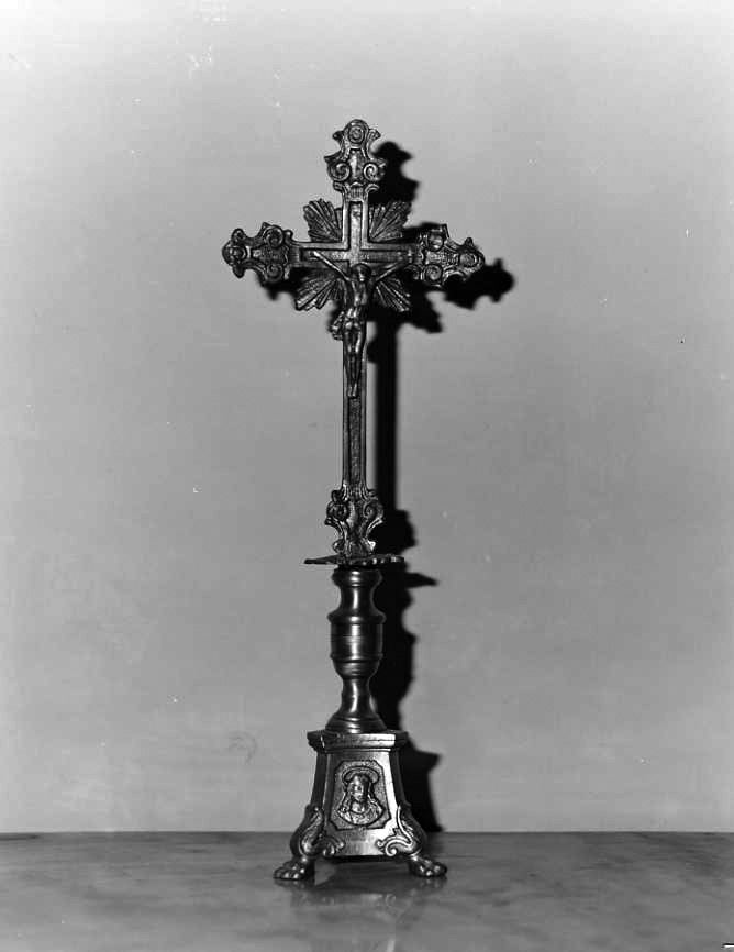 Cristo crocifisso (croce d'altare) - bottega Italia meridionale (sec. XIX)