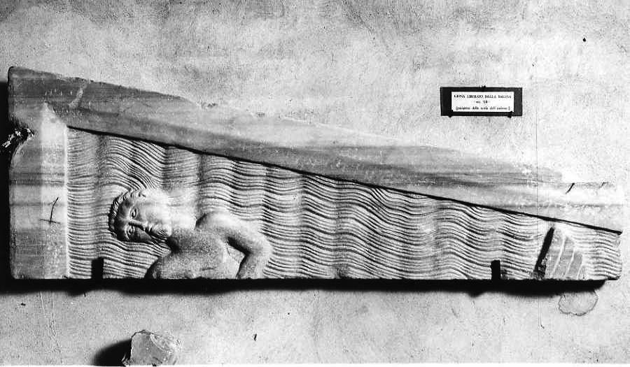 figura maschile (rilievo, frammento) - bottega campana (sec. XIII)