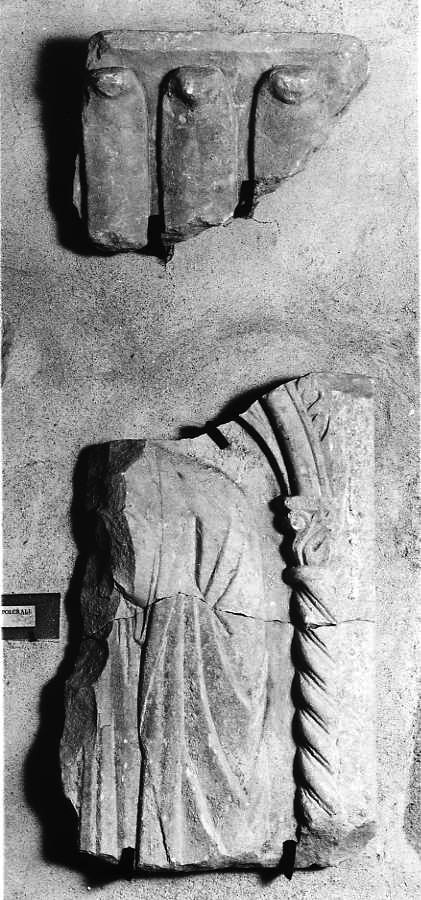 rilievo, frammento - bottega campana (seconda metà sec. XIV)