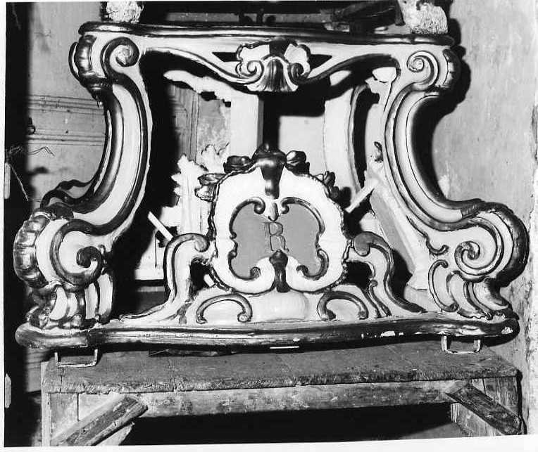 piedistallo di statua - bottega campana (sec. XIX)