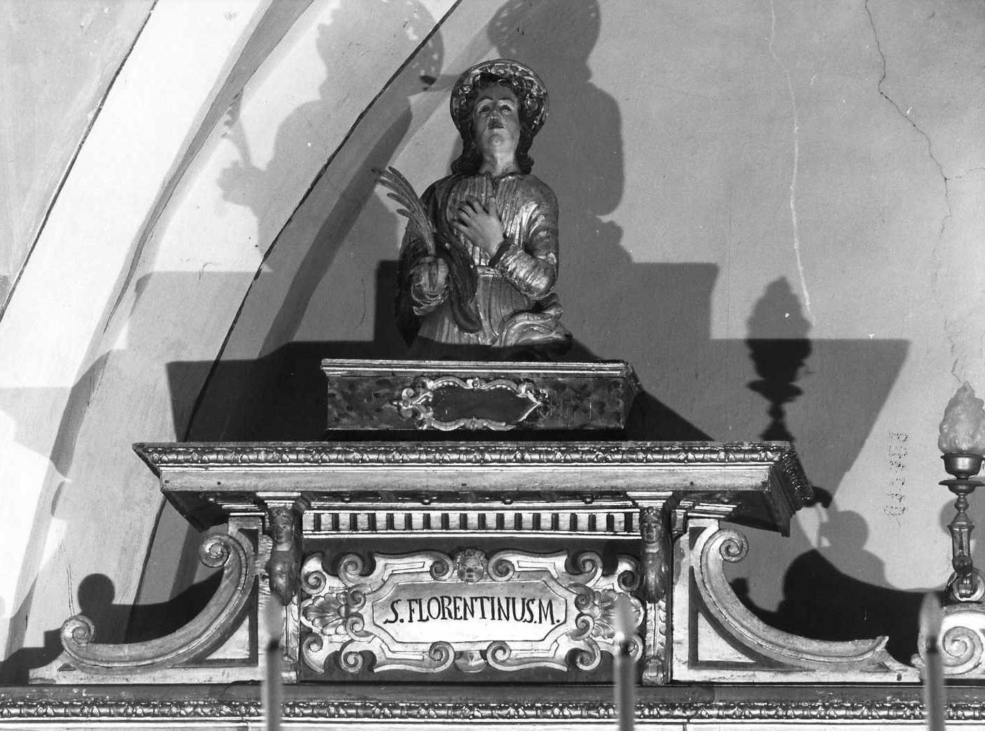 Cristo crocifisso (gruppo scultoreo) - bottega campana (sec. XV)