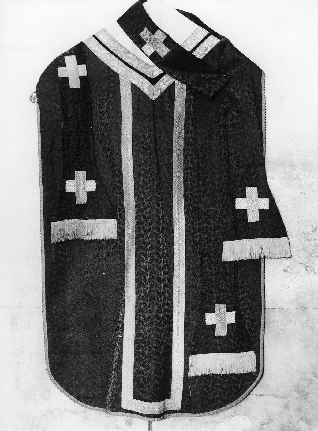 paramento liturgico, insieme - manifattura campana (secc. XVIII/ XIX)