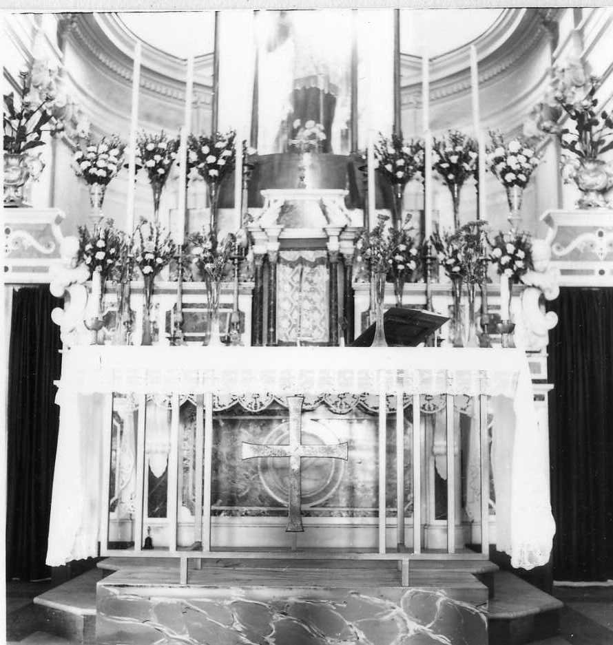 altare maggiore - bottega campana (sec. XVIII)