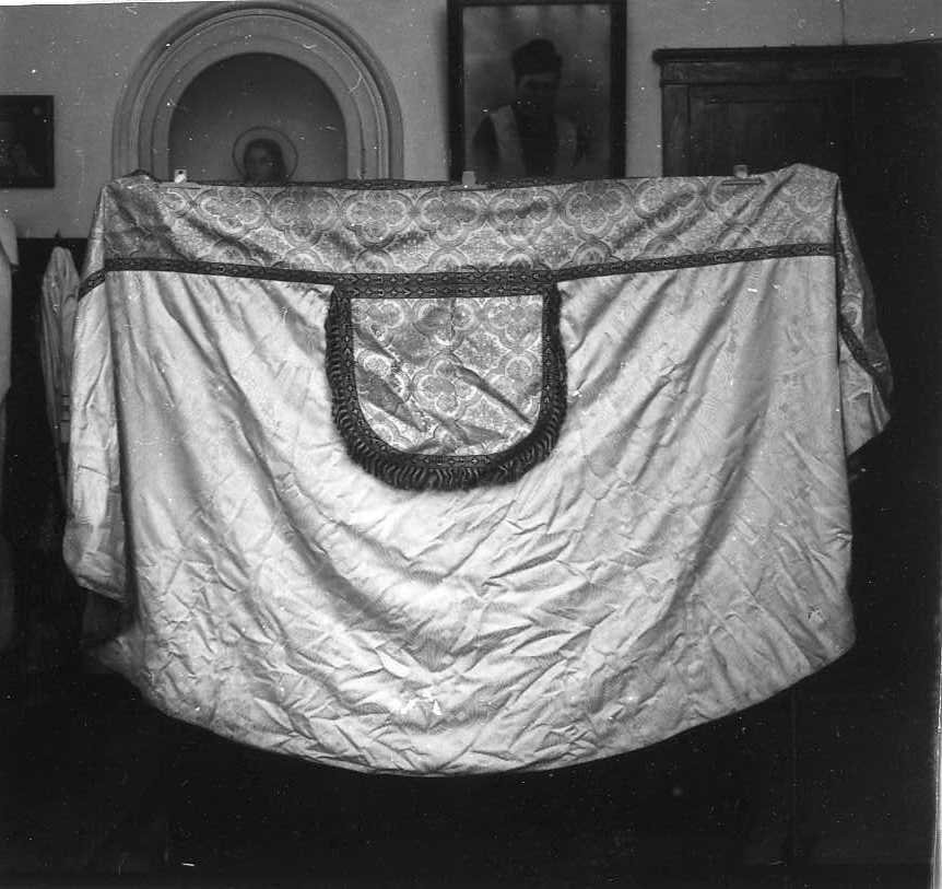 piviale - manifattura campana (inizio sec. XX)