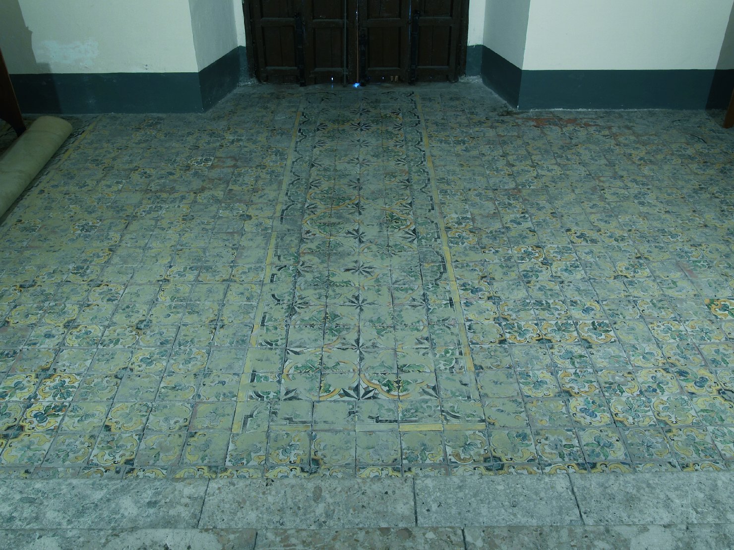 pavimento, opera isolata - bottega campana (prima metà sec. XVIII)