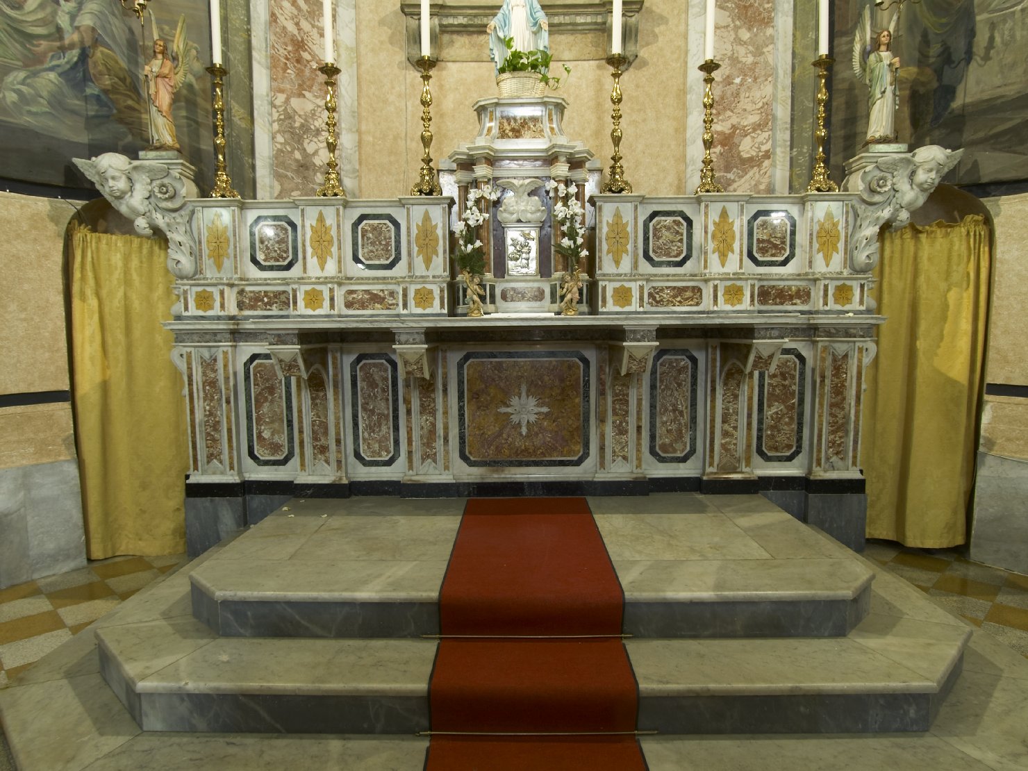 altare - a blocco, opera isolata - bottega campana (inizio sec. XIX)