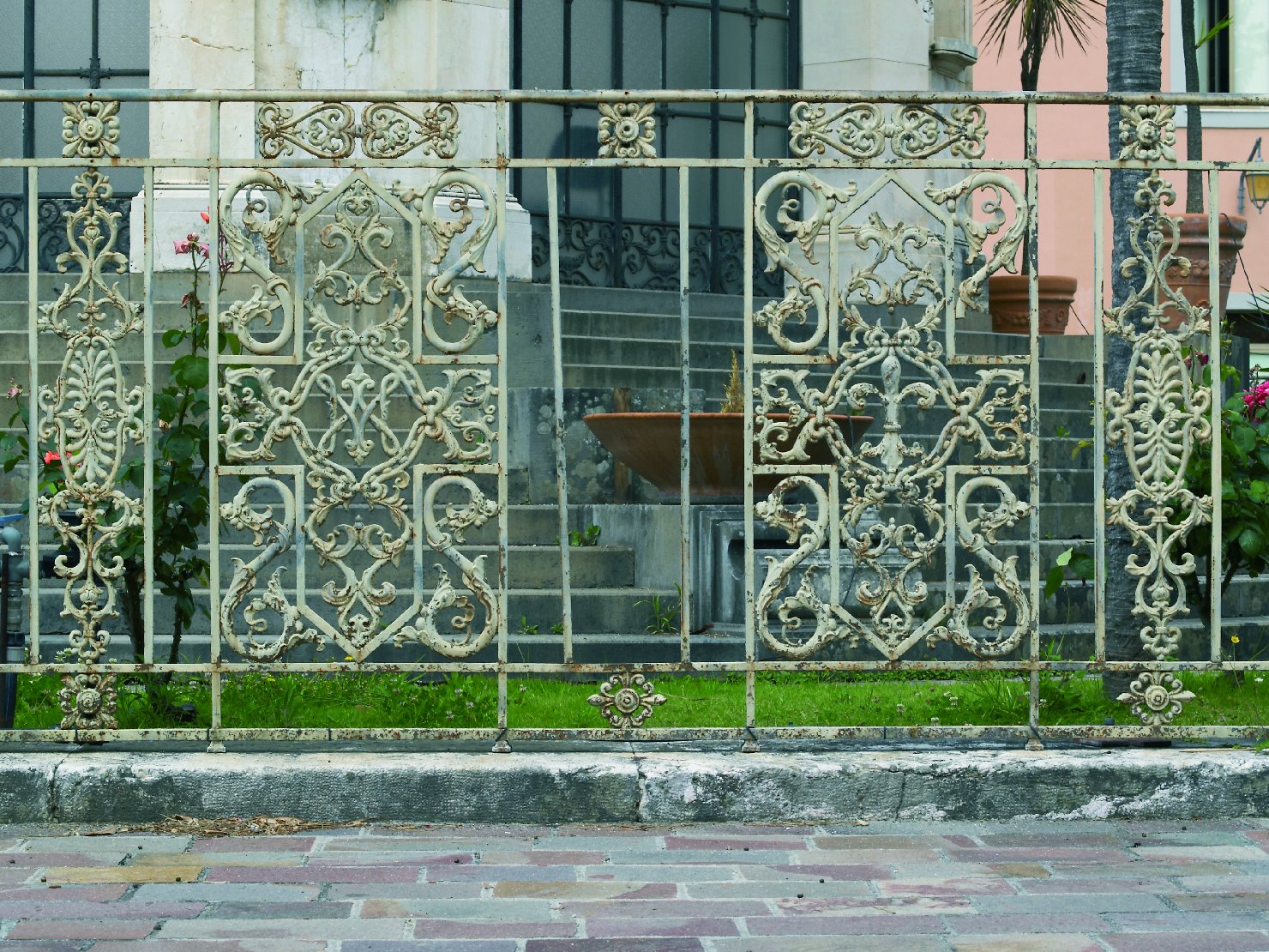 ringhiera, elemento d'insieme - bottega campana (primo quarto sec. XX)