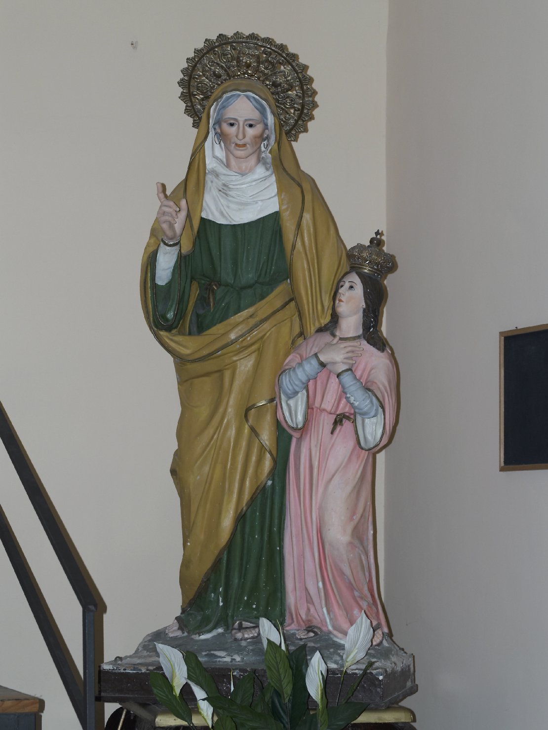 Maria Vergine bambina e Sant'Anna (statua, opera isolata) - bottega campana (sec. XIX)