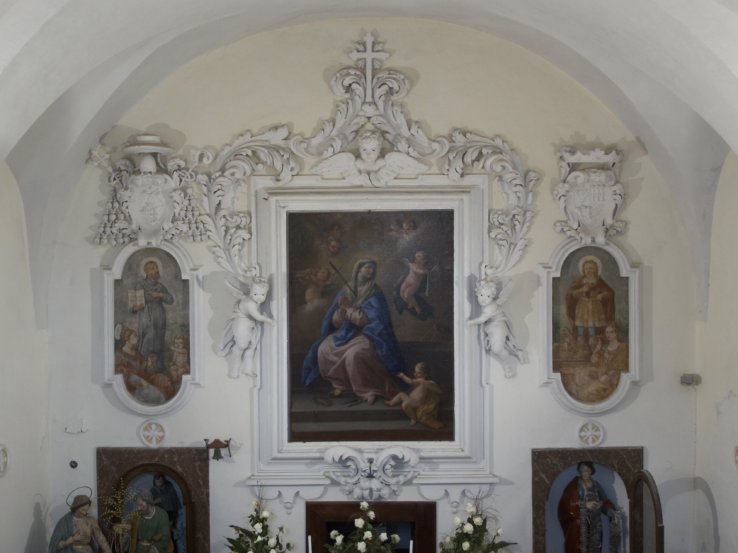 cornice, complesso decorativo - bottega beneventana (primo quarto sec. XVIII)