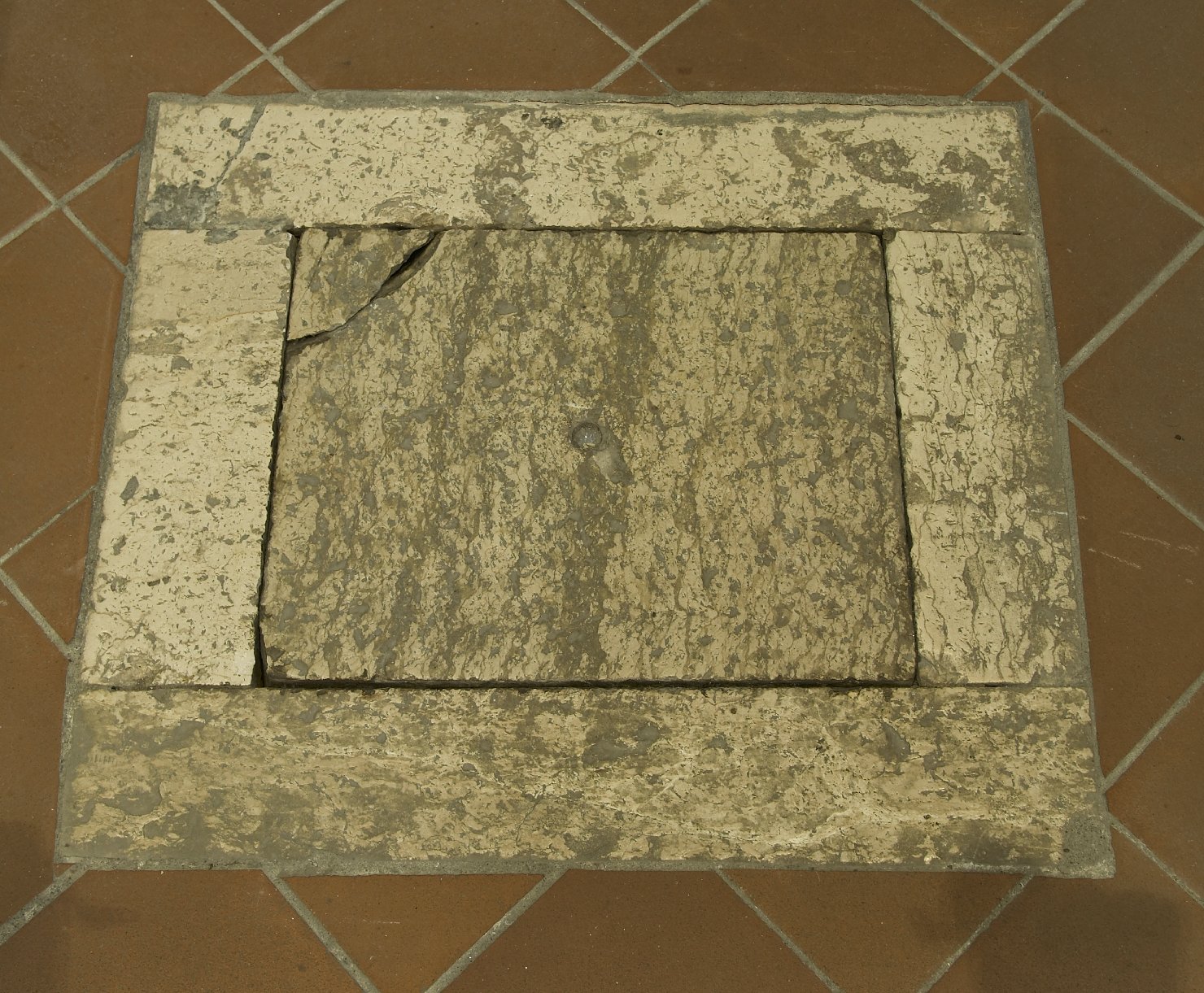 lastra tombale, opera isolata - bottega campana (prima metà sec. XVII)