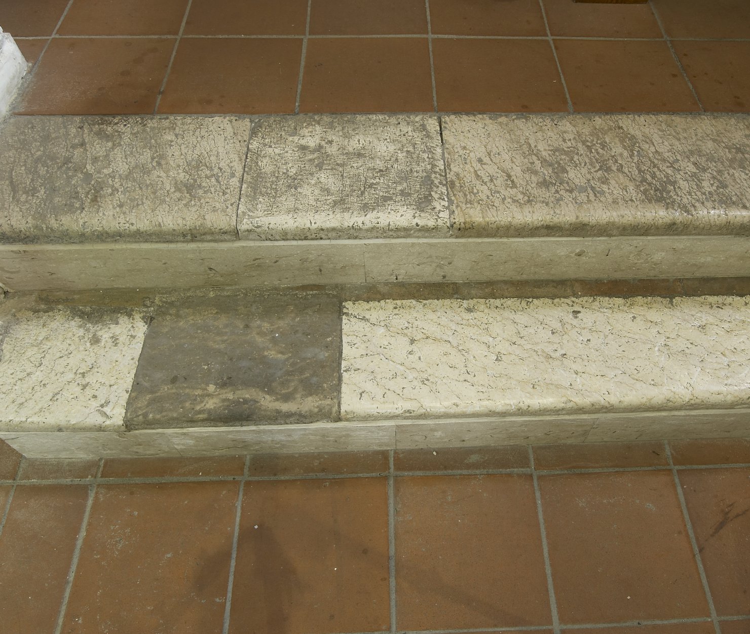 gradino d'altare - bottega campana (prima metà sec. XVII)