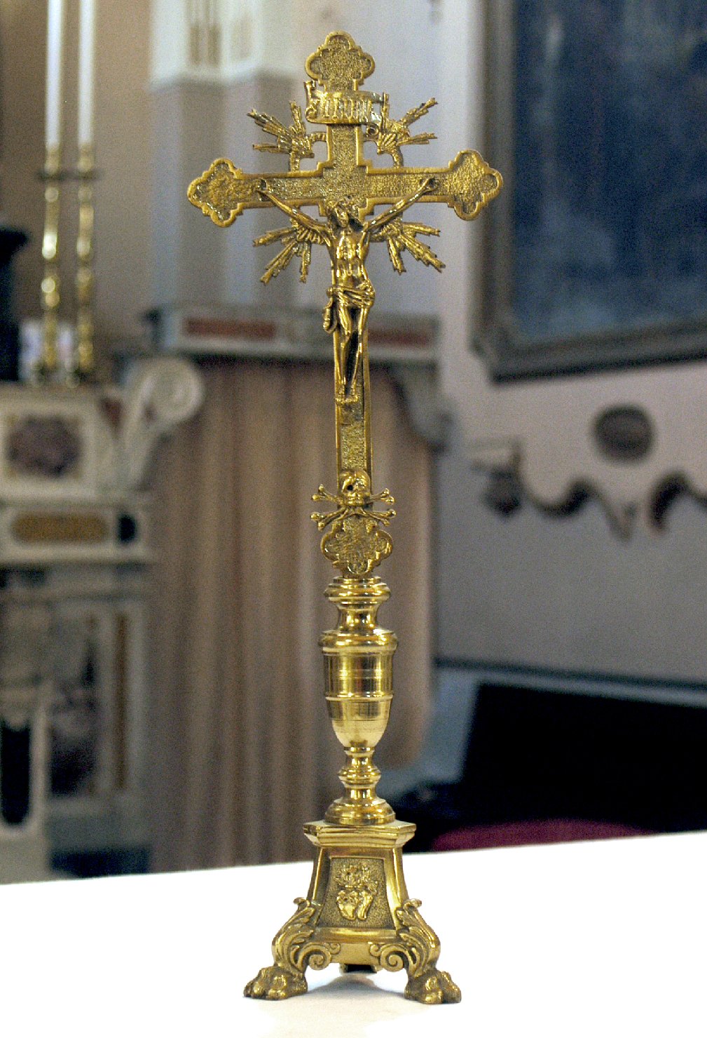 Cristo crocifisso (crocifisso, opera isolata) - bottega campana (prima metà sec. XX)