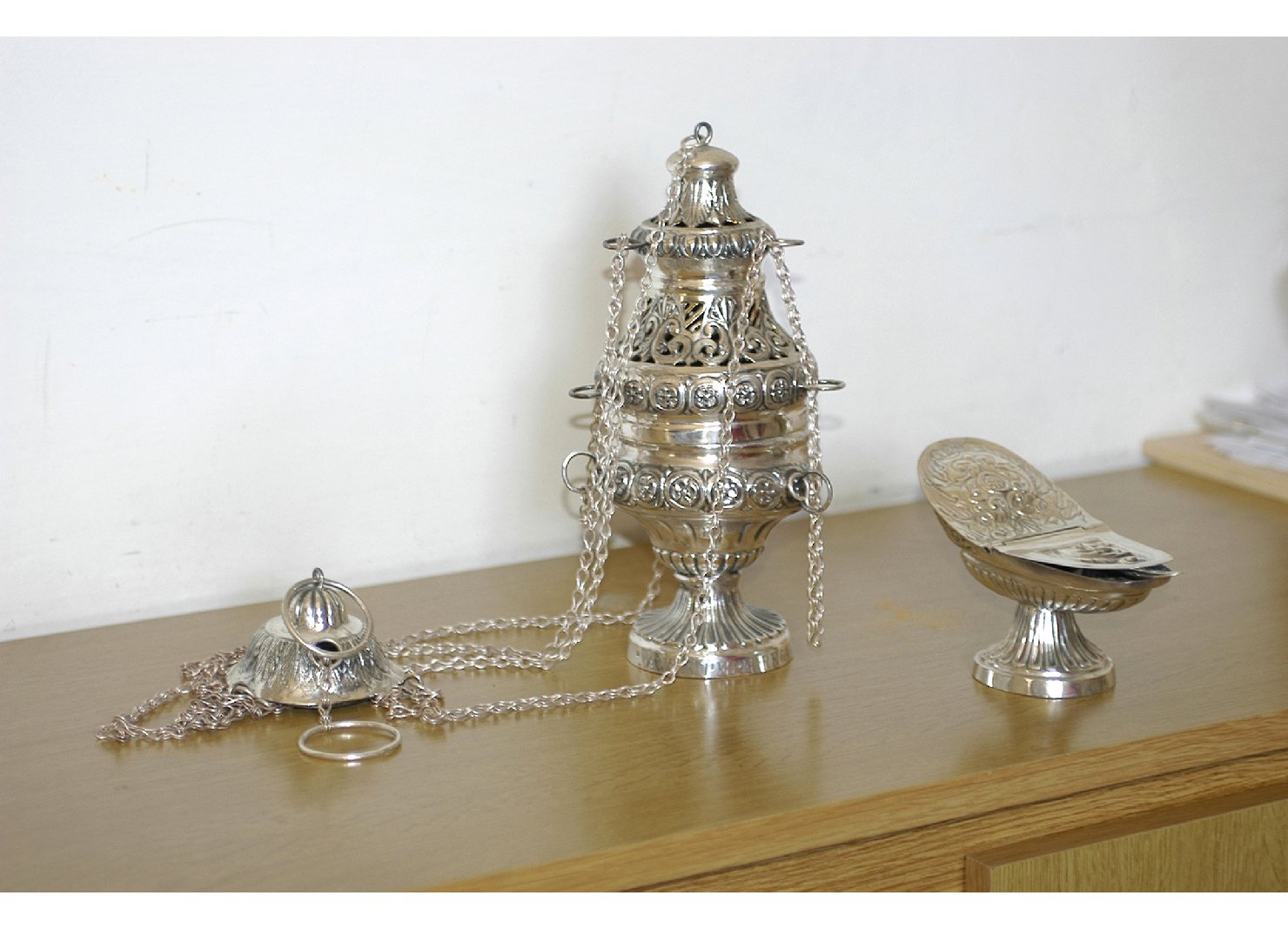 navicella portaincenso - a lucerna, coppia - bottega campana (prima metà sec. XX)