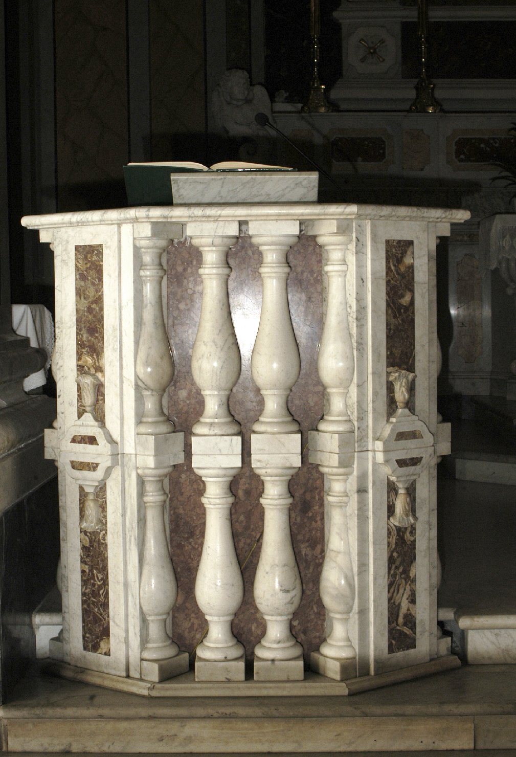 ambone, opera isolata - bottega napoletana (seconda metà sec. XVIII)