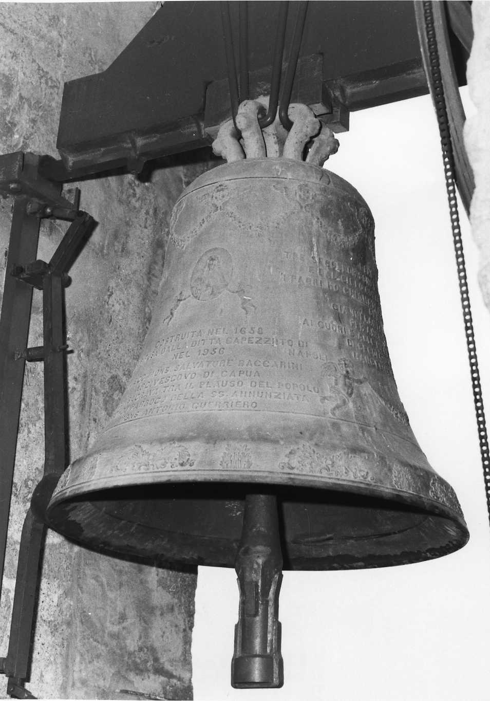 campana di Fonderia Capezzuto (sec. XVII)