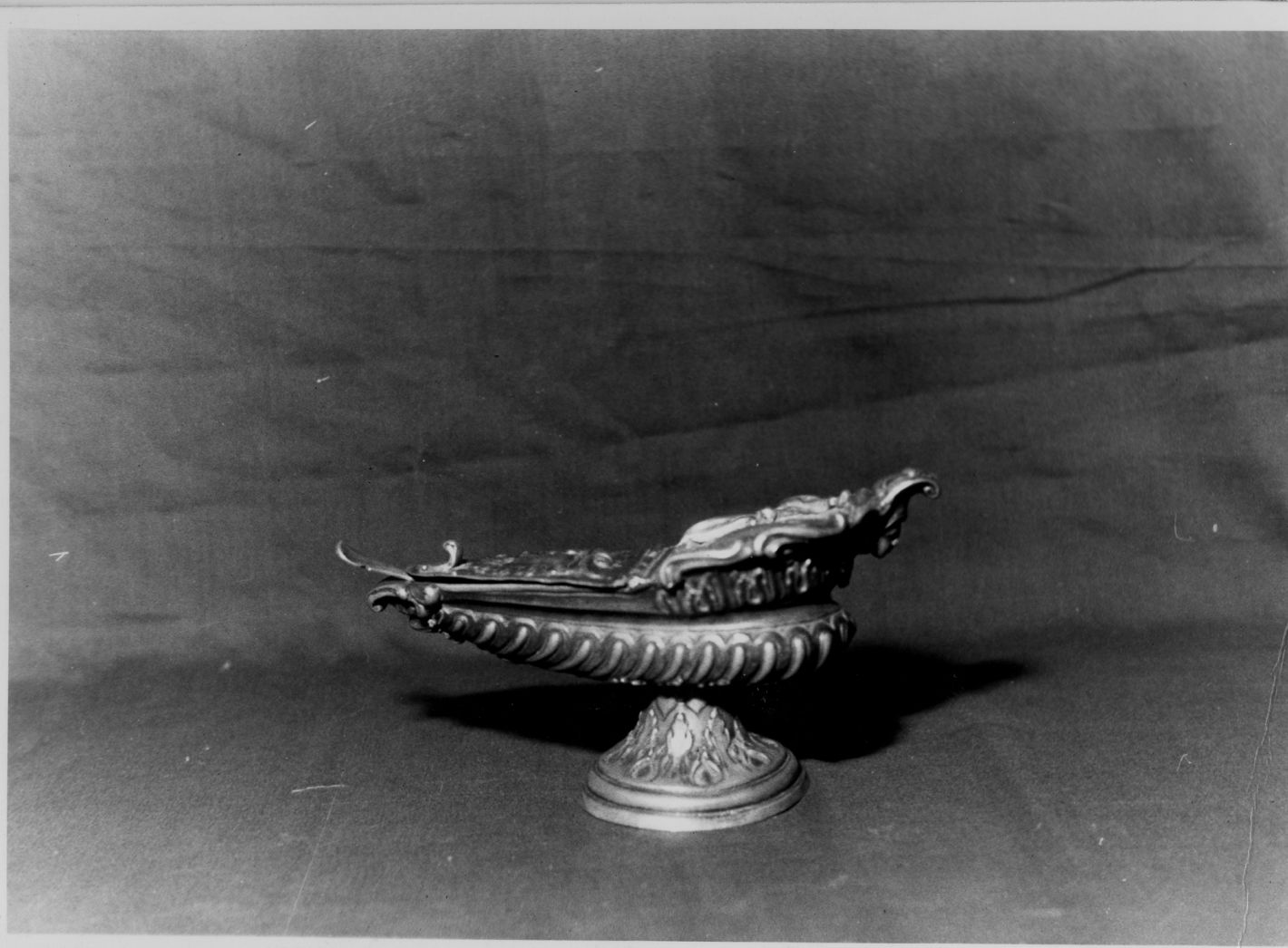 navicella portaincenso - bottega napoletana (fine/inizio secc. XVIII/ XIX)