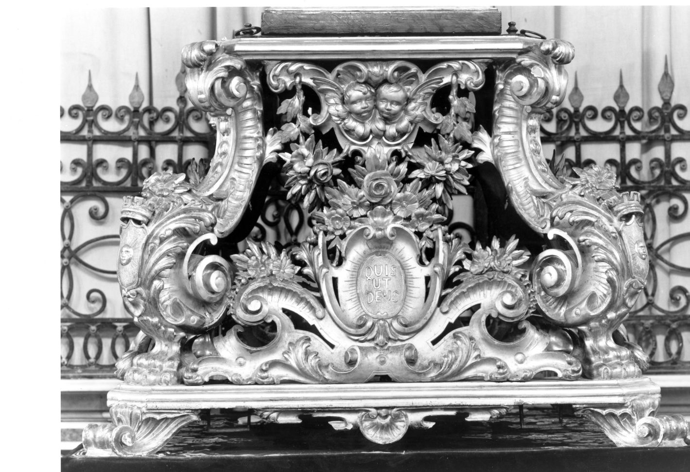 piedistallo di statua - bottega irpina (sec. XVIII)