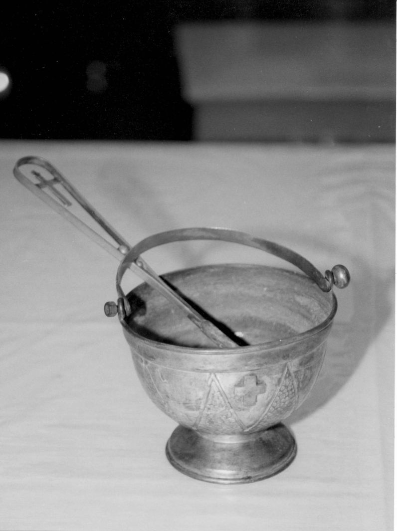 portasecchiello per l'acqua benedetta - bottega campana (inizio sec. XX)