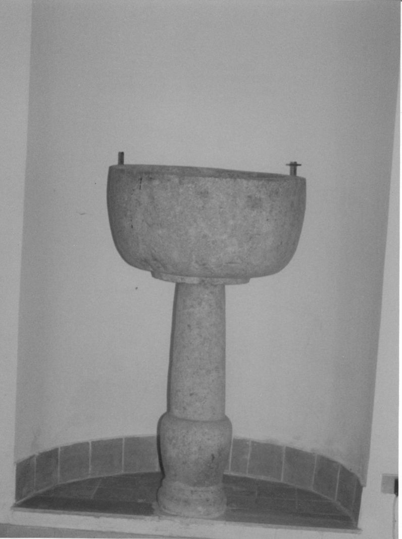 fonte battesimale - a fusto - bottega campana (fine sec. XIX)
